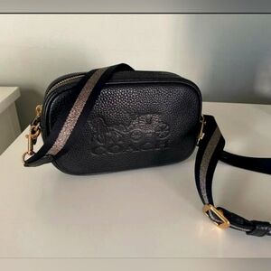 Coach Designer Jes Carriage Horse Logo Black Leather Crossbody Purse Handbag